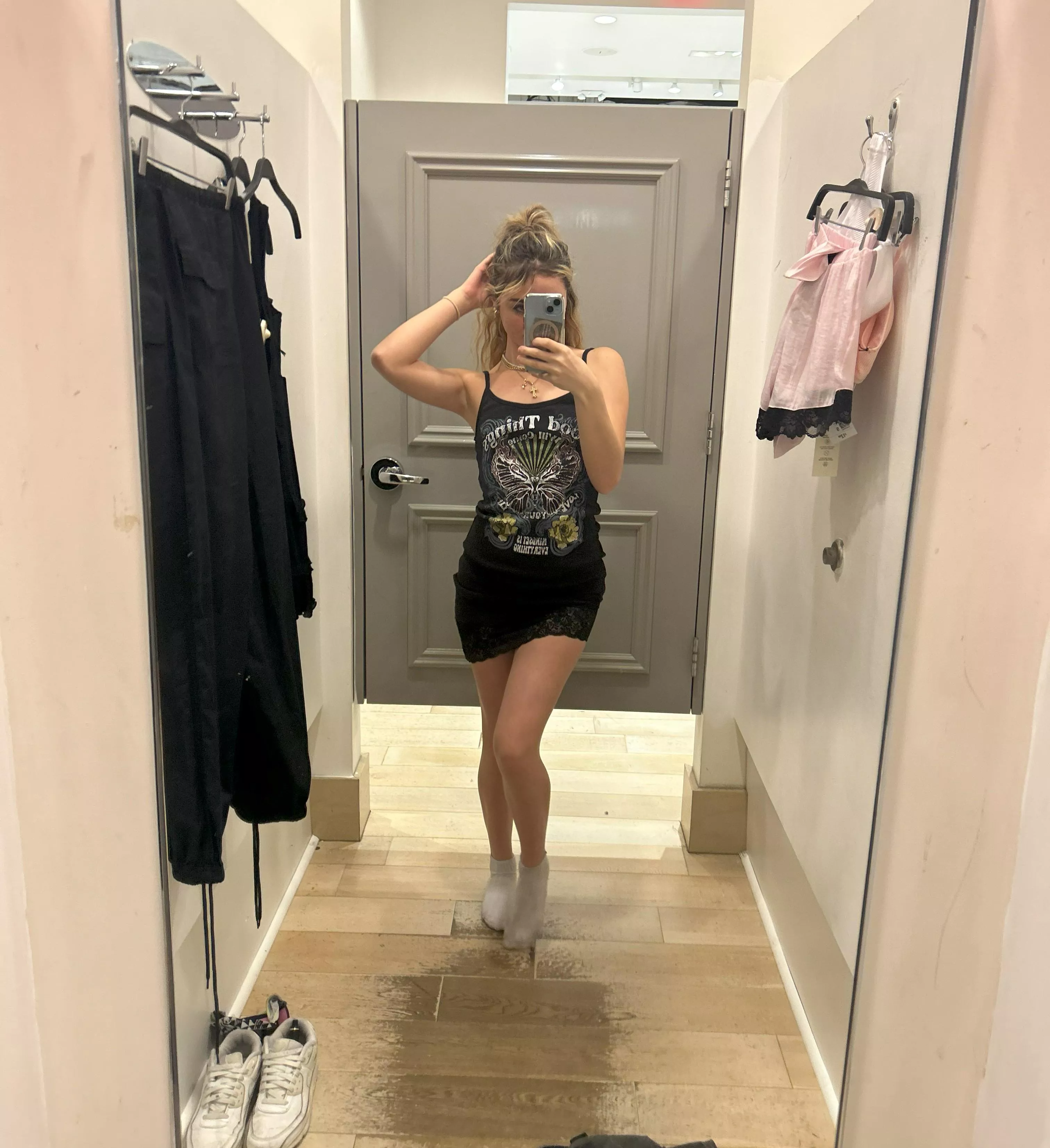 This dress, this changing room, there's so much things to try ;) posted by AdStunning713