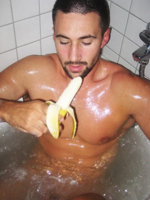 Who else is into eating in the bathtub? by azaroso_