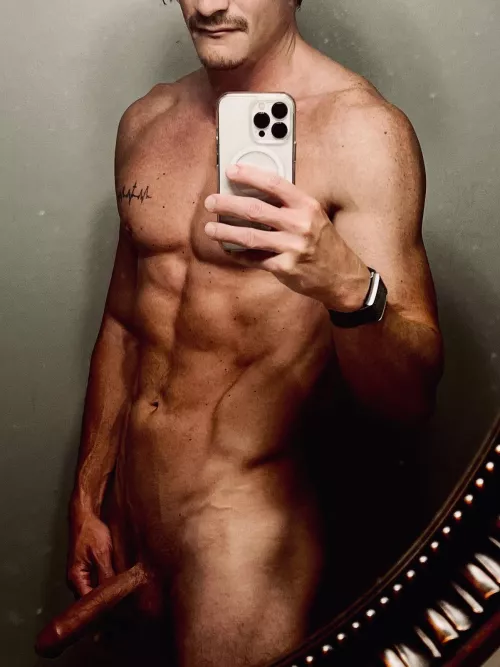 Any girls into being dominated by a fit dad? by Cheesusthecrust