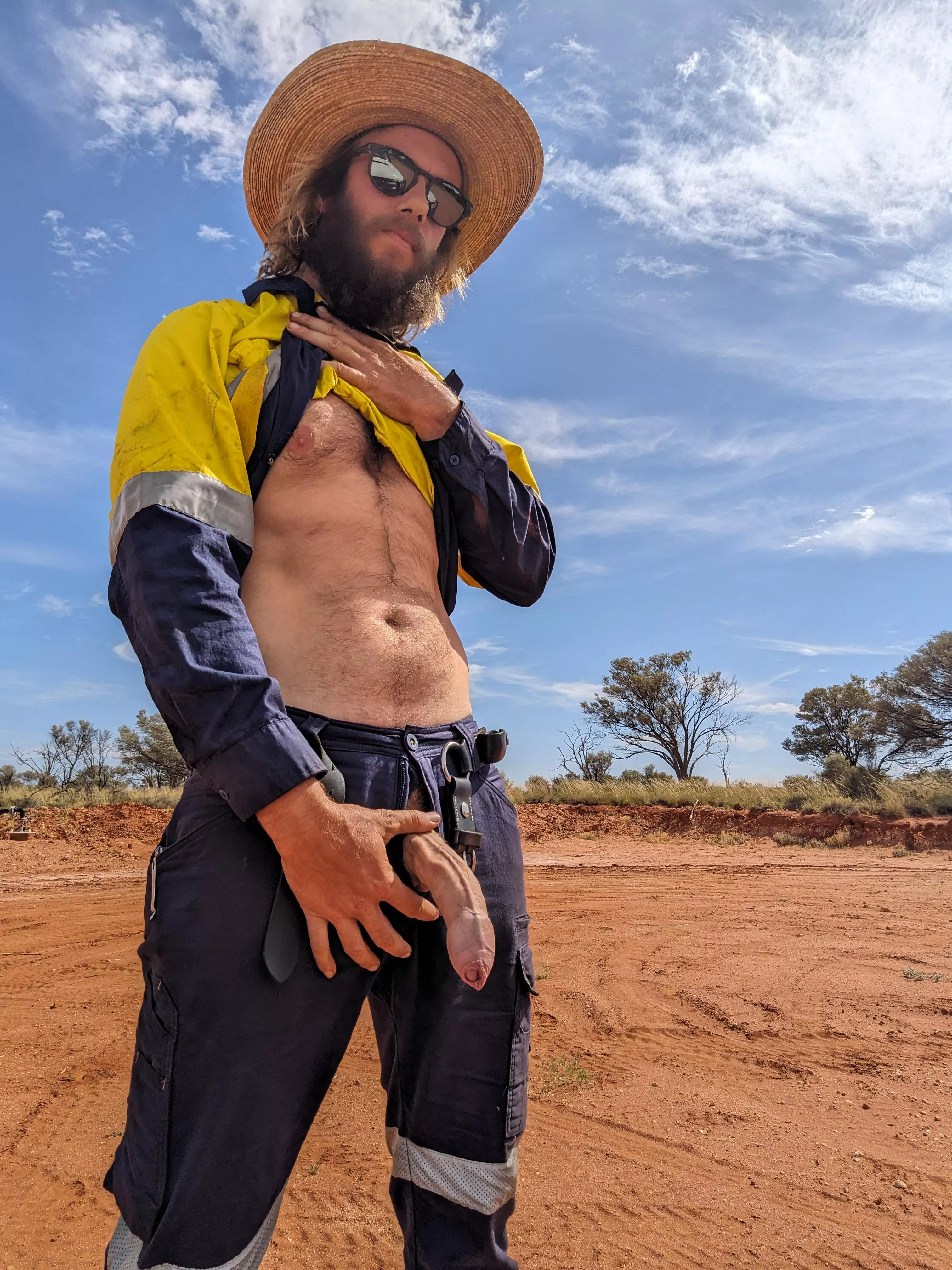 Beards and boners. check. posted by huewantsum