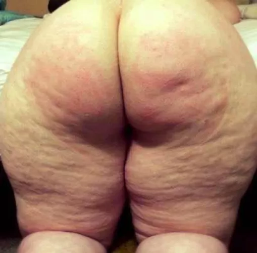 Come take a turn 😘 by fluffylilbrat