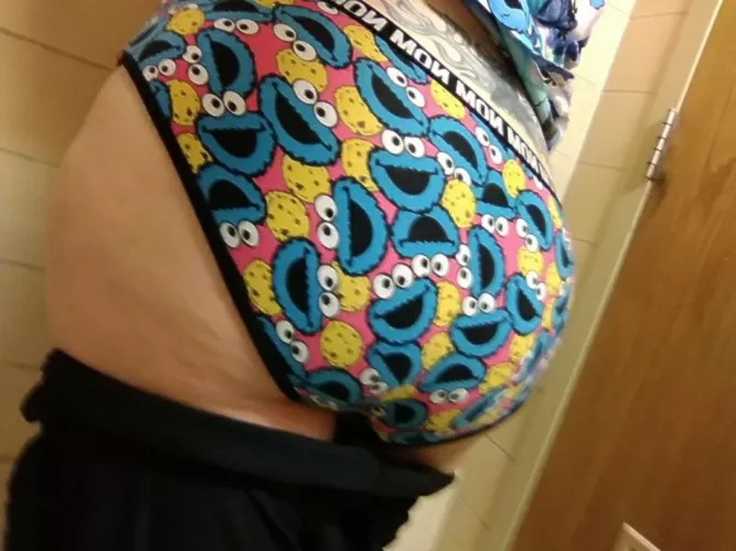 Cooooookies! by sweetscheeky96