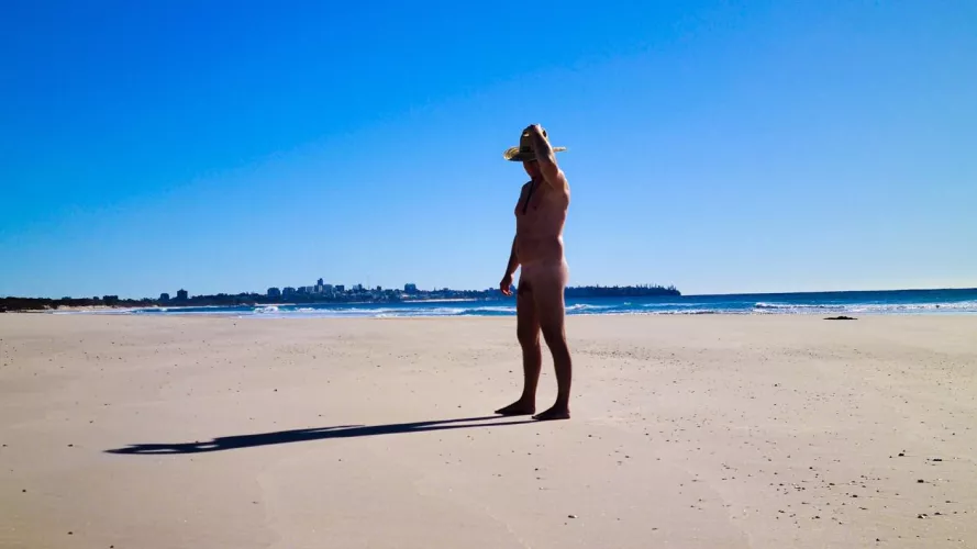 Early morning beach walk, east coast shadows. 🌞 by myoutdoorfun