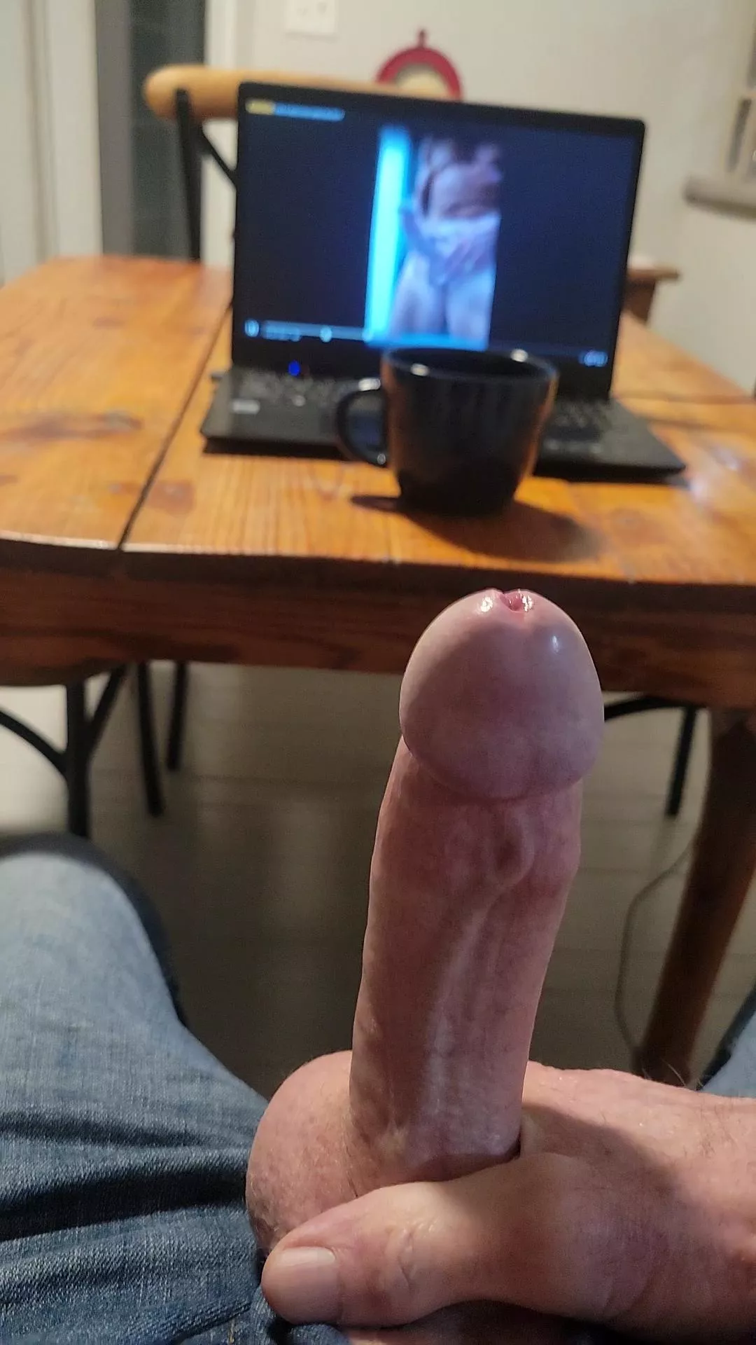 Editing video over coffee this morning. (61) posted by BuckeyeWood