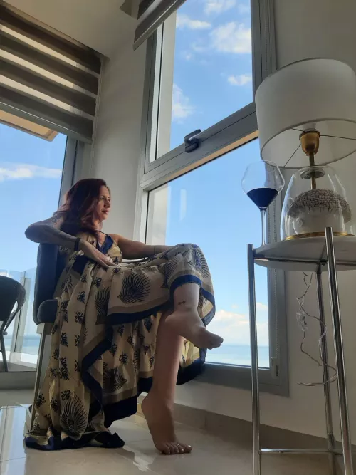 Enjoying my evening view . by mantix34