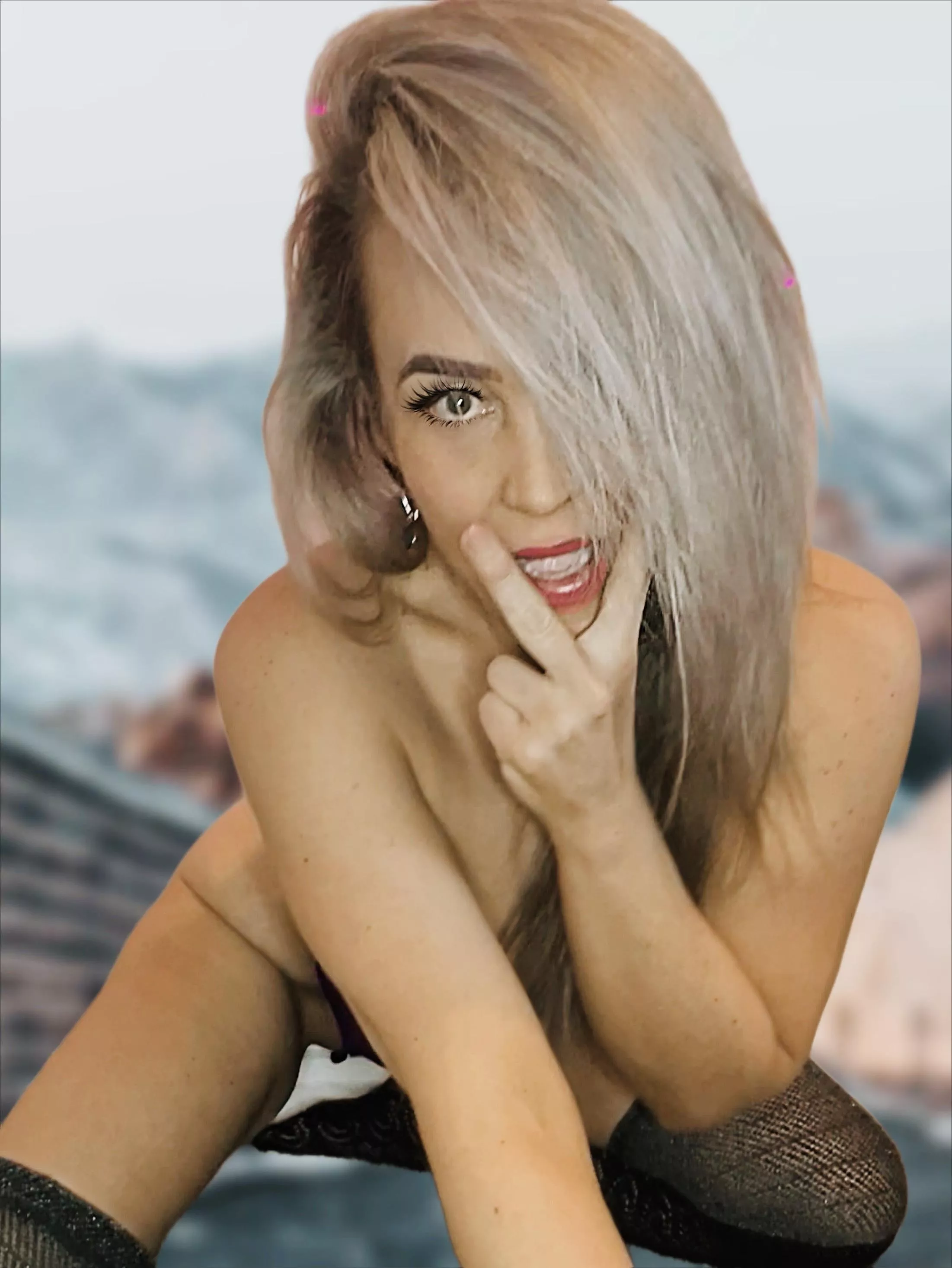 [f] If you look closely you may pick up on my subliminal message. posted by DayDream_Fantasies