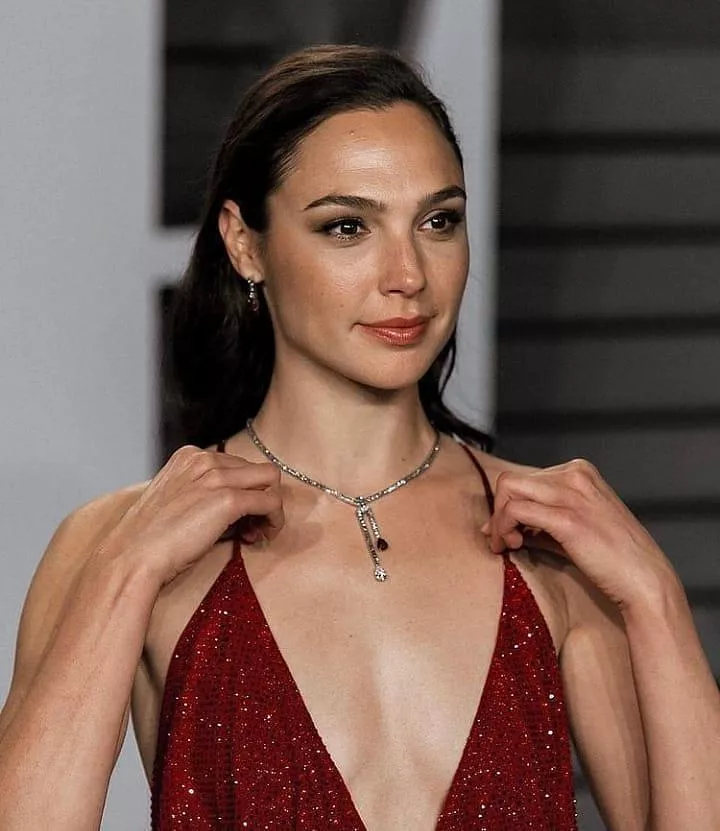 Gal Gadot has me throbbing. Can a bud help me bust for her? posted by Good_Position_5148