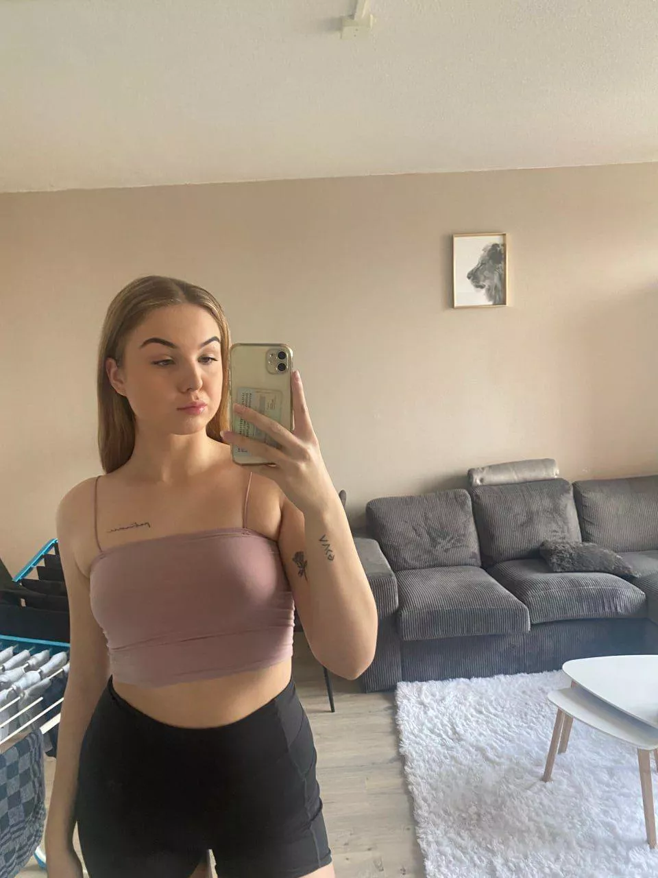 hello hello single btw posted by cedrongawaind12