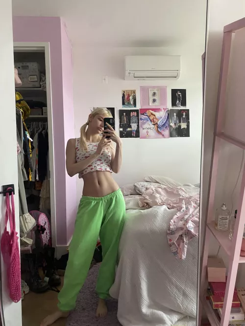 I love teasing horny guys by KitKatSecrets55