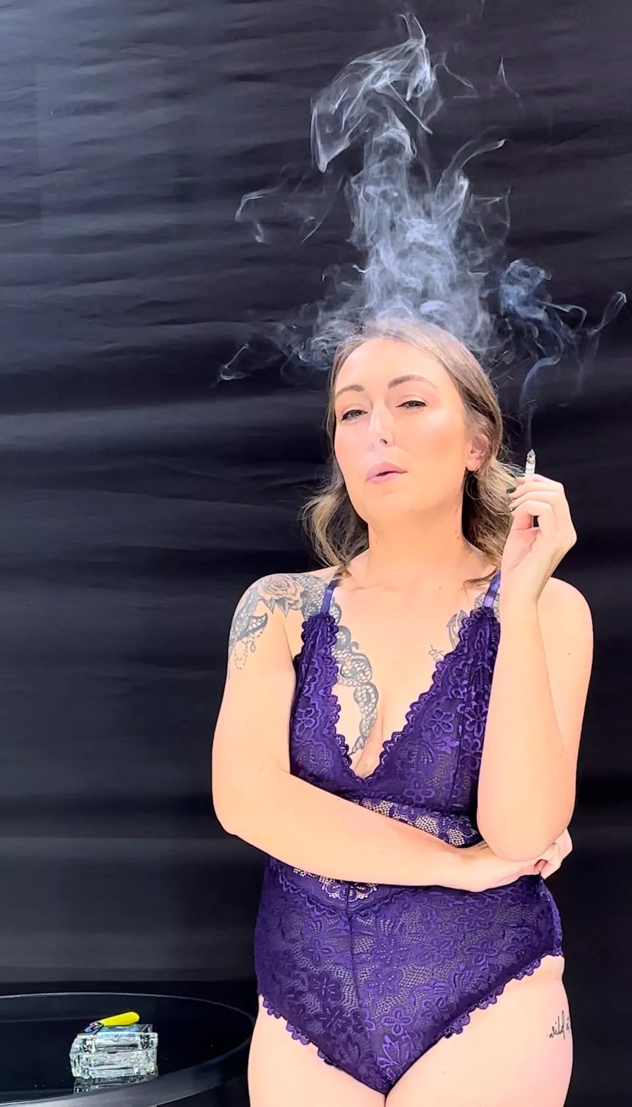 I love to have a little fun for the smoking fetish guys and ladies out there😘😮‍💨 posted by lacylily6