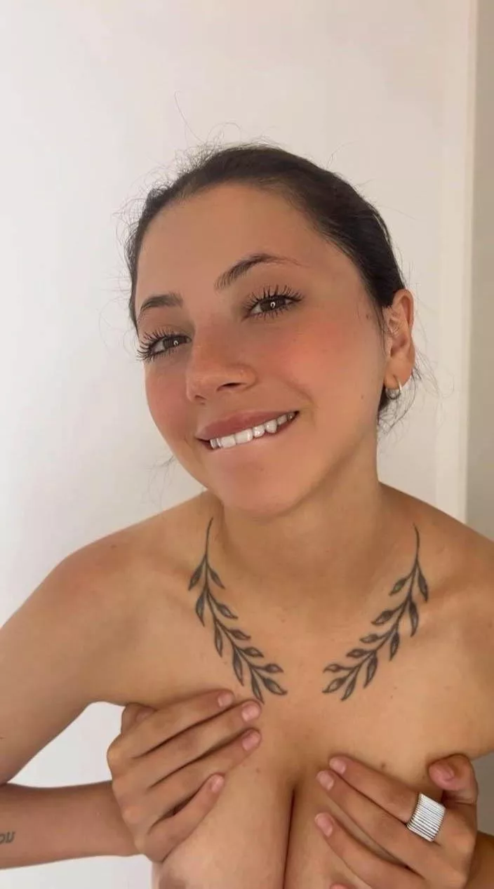 I wanna slide them up and down your cock posted by ressledeverc