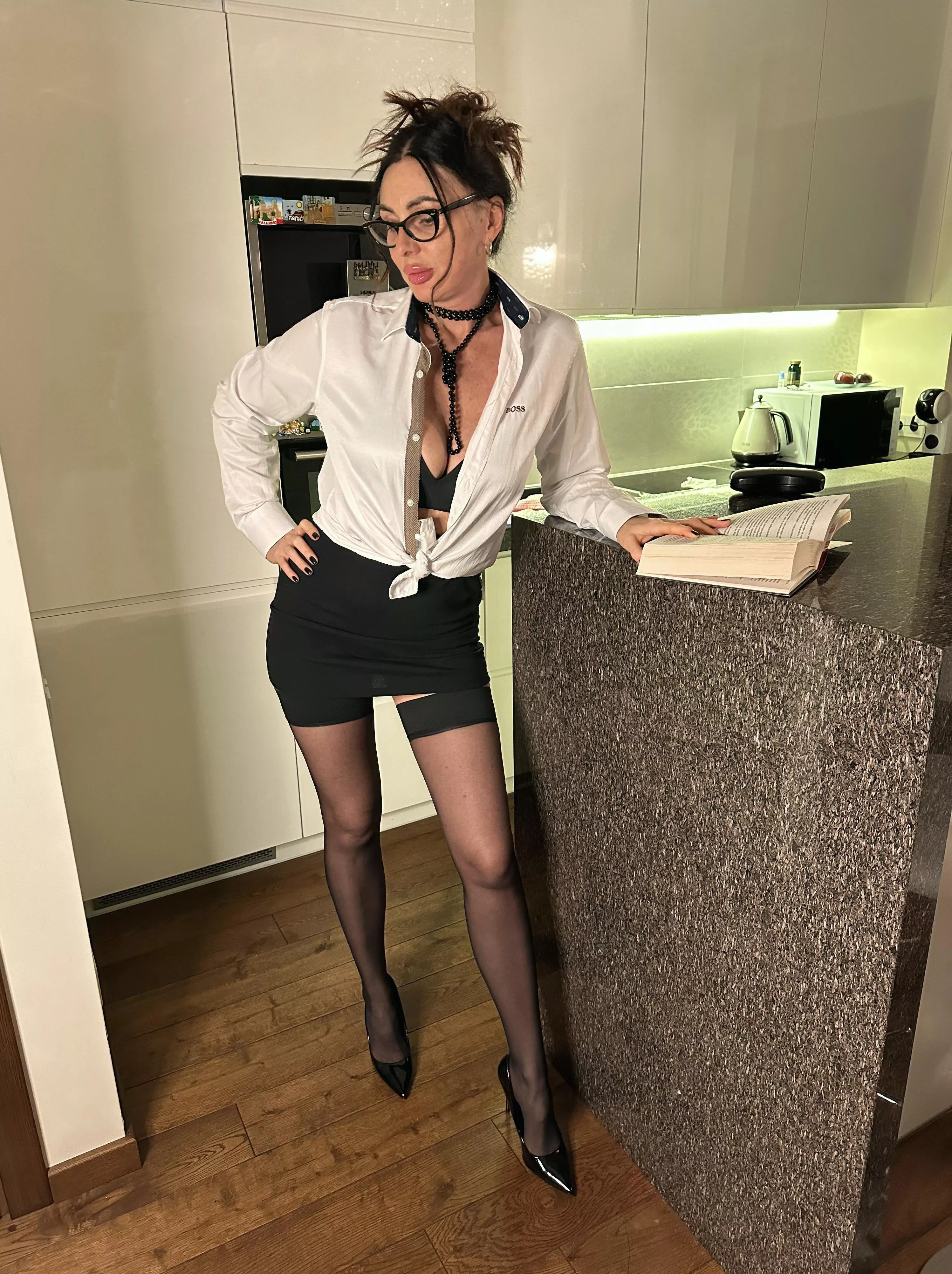 I’m not wearing panties under this and I’m hoping I’ll get a chance to show someone at work posted by KTSPOT