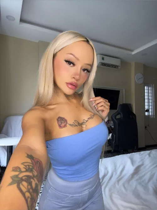 Looking for someone to ignite the fire within. 🔥😏 by xvinarose