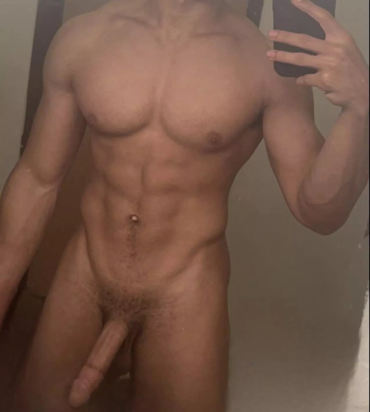 Need someone to send pics like this too posted by monmake112