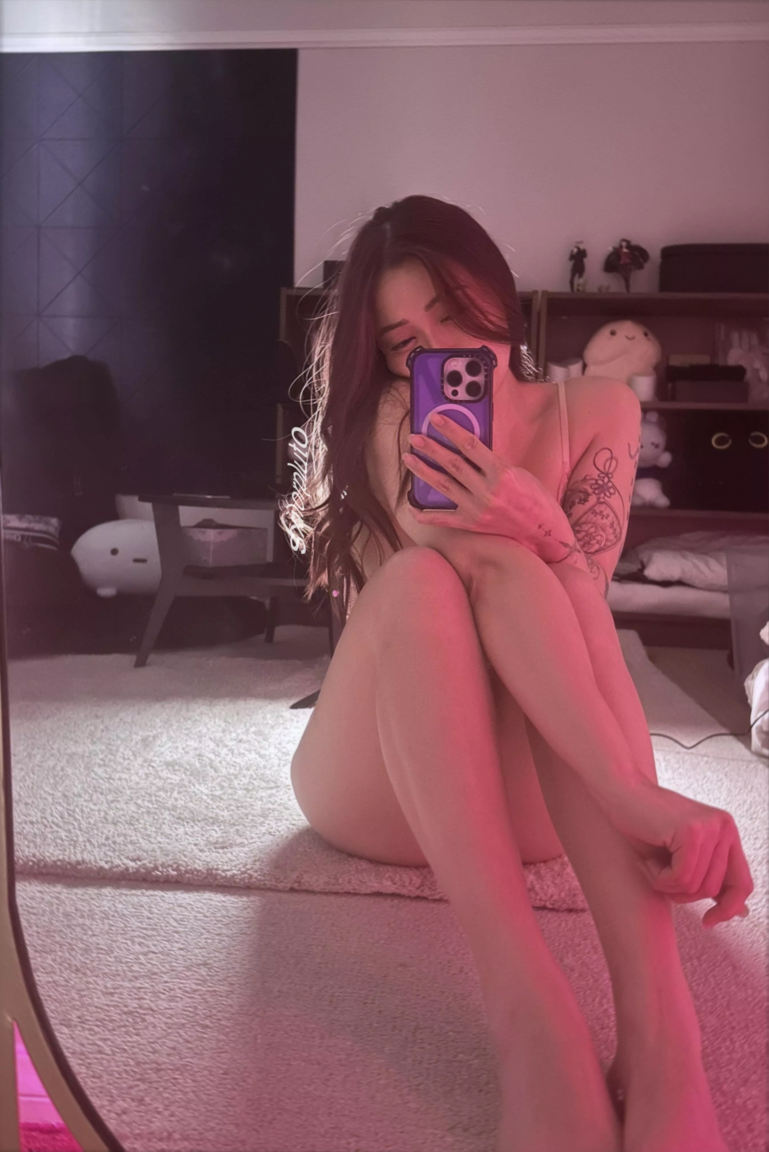 no peeking 🙈 posted by _sxilorpluto