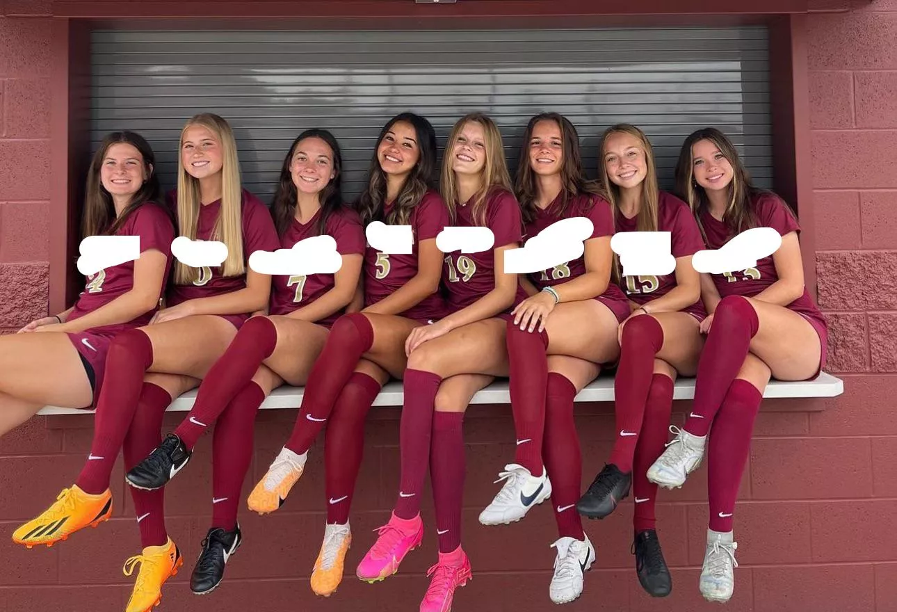 Pick a d2 soccer woman [8] posted by BasicNeighborhood134