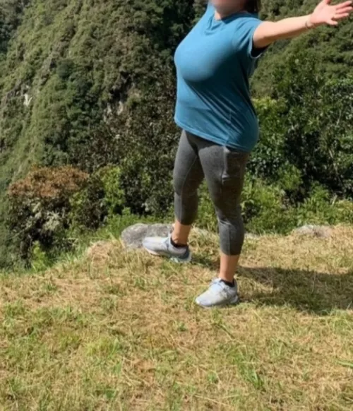 Quite the mountain range  by evolvingearth