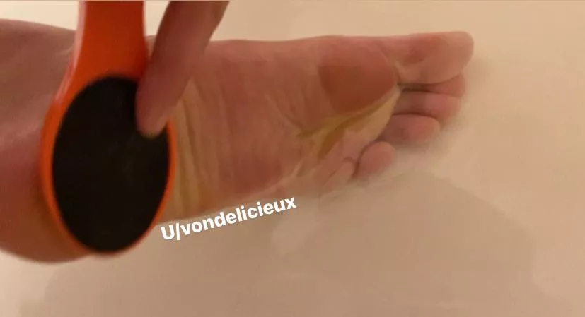 Sneak peek at my most recent cleaning video 🫶 posted by Vondelicieux
