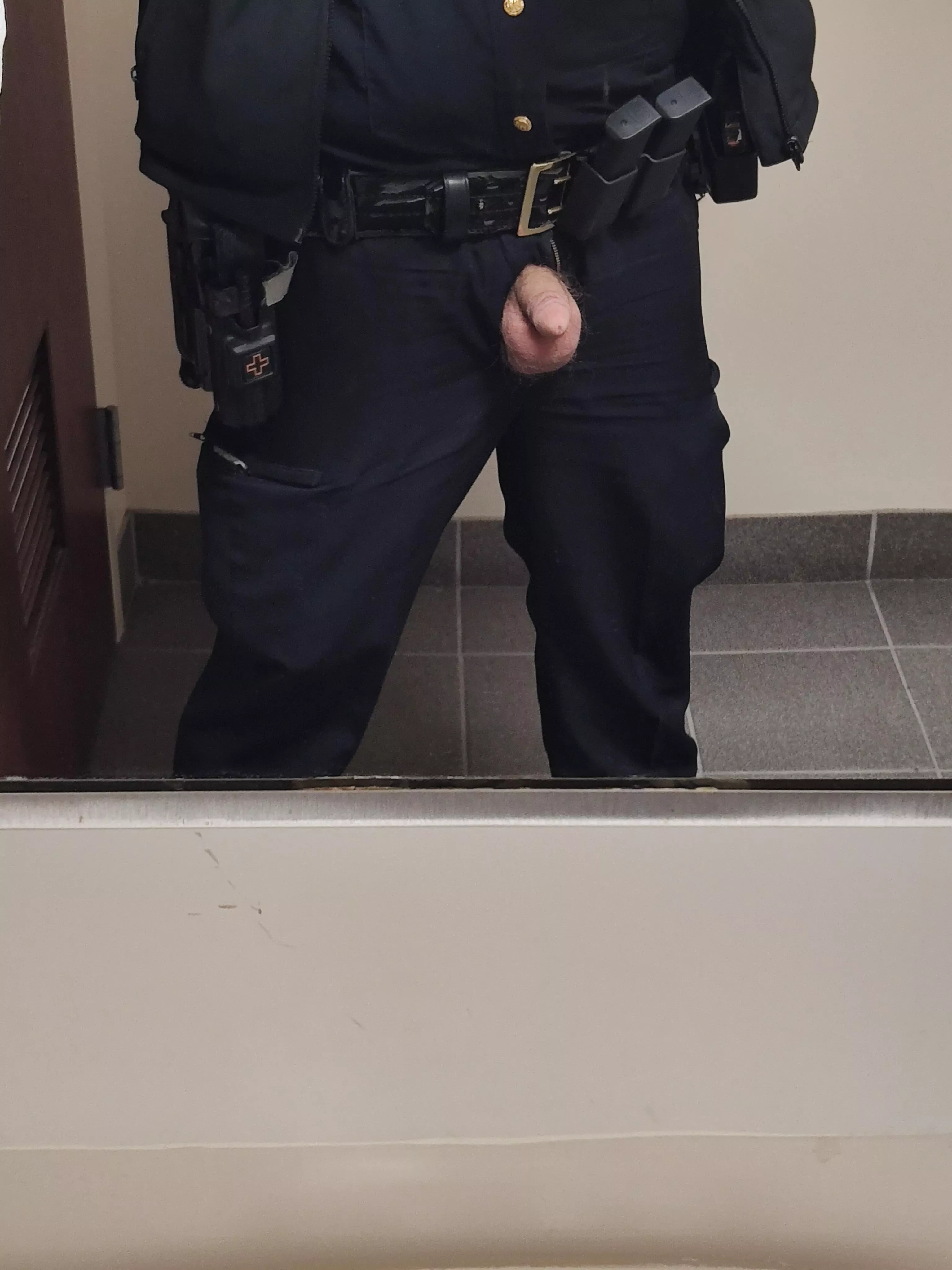 Time to get off and play... posted by Enough-Signature-612