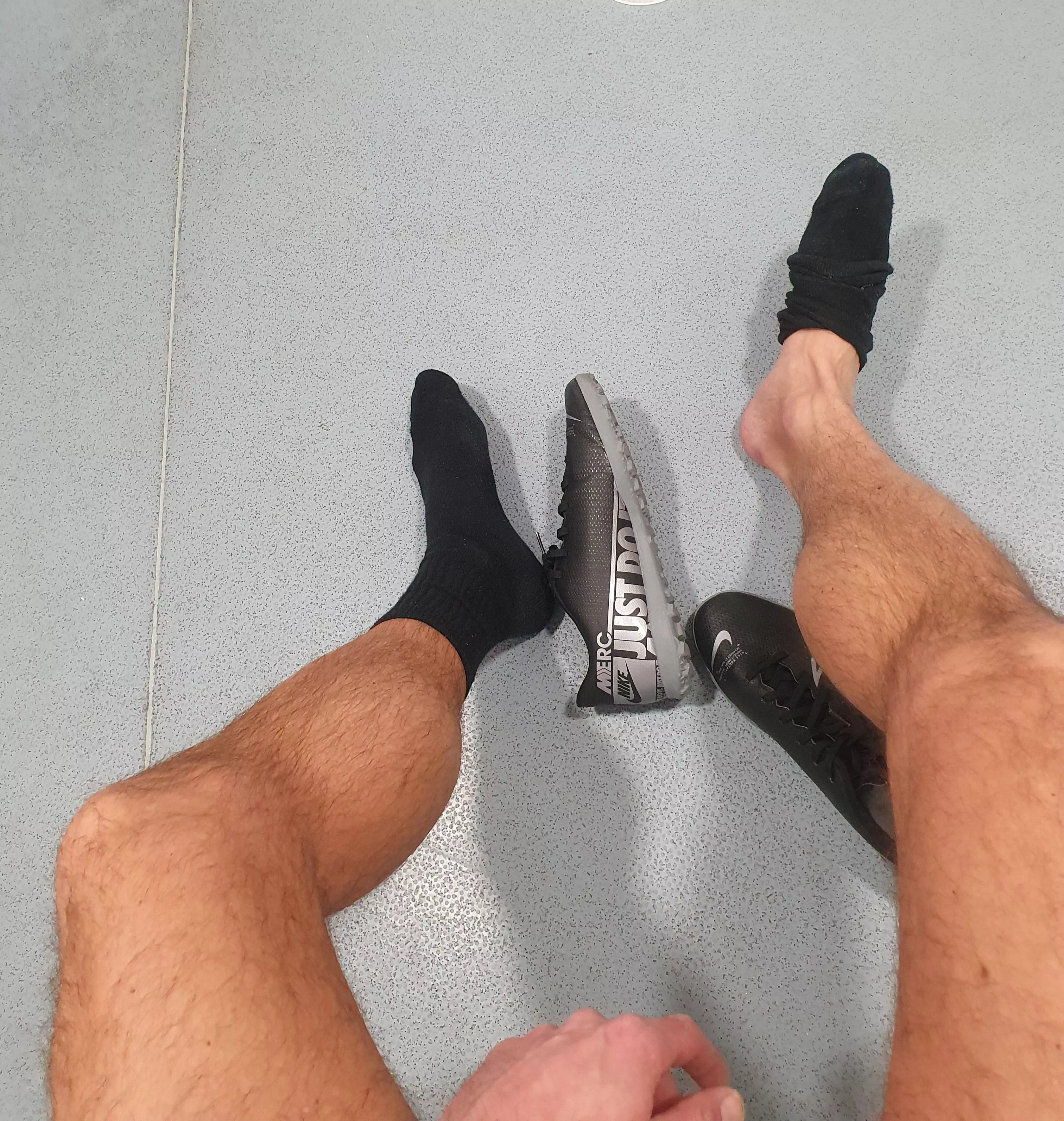 used gym gear  for sale posted by scallychav25