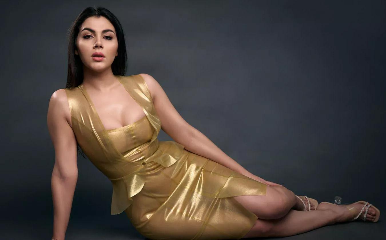 Valentina Nappi  posted by qwerty107-