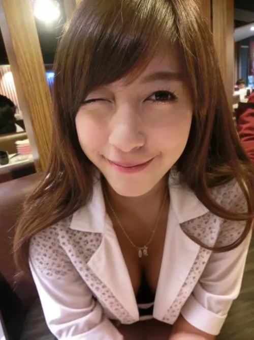 Want me lean closer? by Karen2000Ka