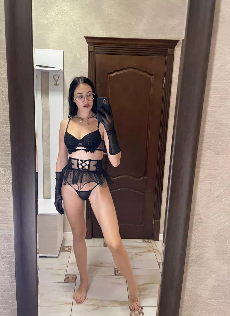 What do you think of my cute feet posted by dtecms