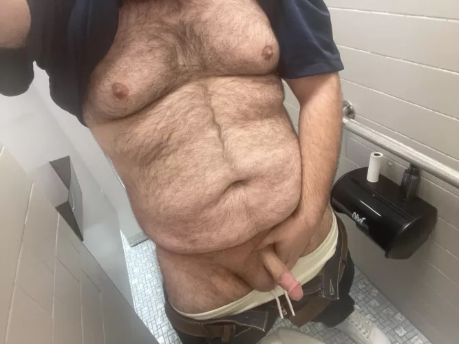 Who has some tight holes I can use? by zgtylersx