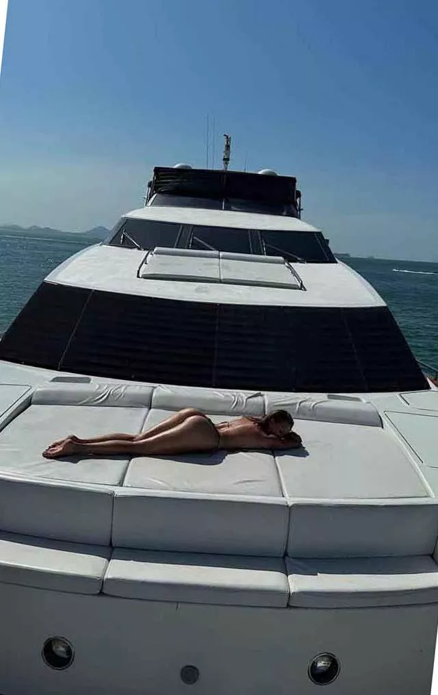 who wants a turn? (f) posted by hotDarina