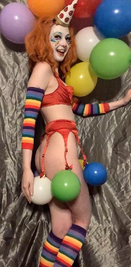 Wouldn’t you like to taste the rainbow?  posted by Manicpixiepanties