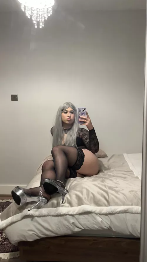 am i mommy material? by mimijjan