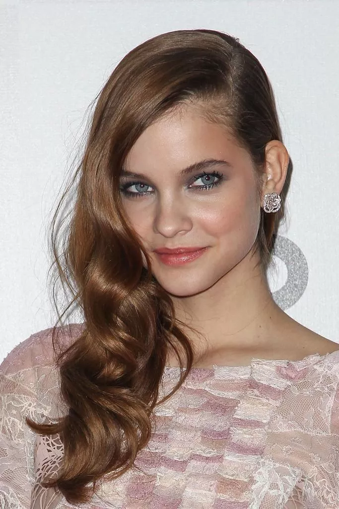 Barbara Palvin posted by oblique_shockwave