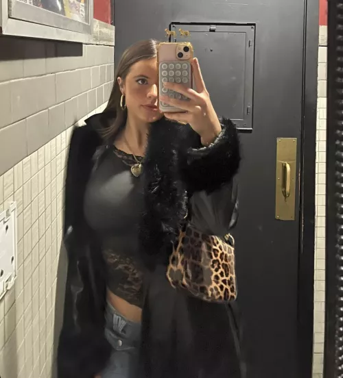 Busty in black by anonymous123456_