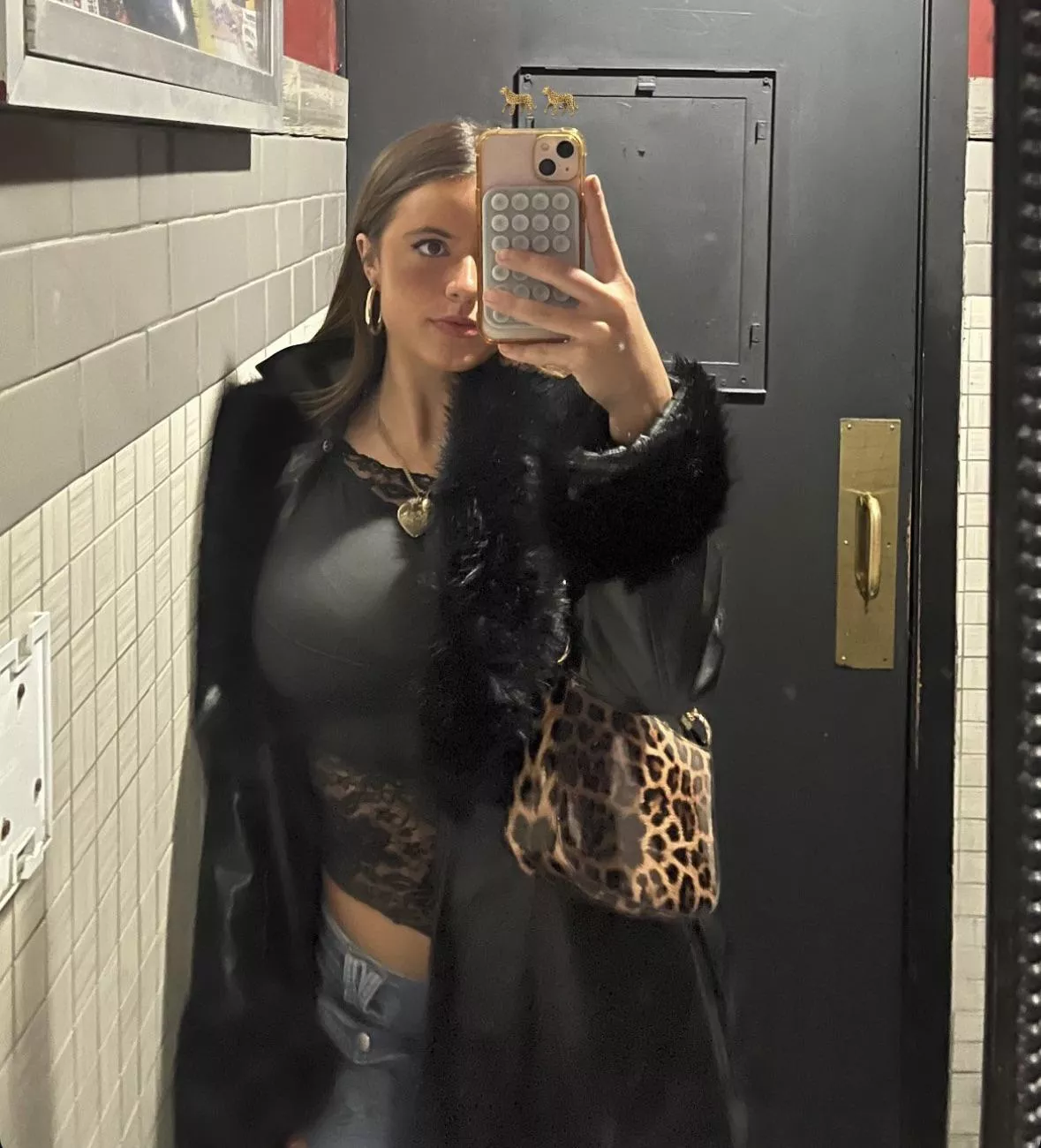 Busty in black posted by anonymous123456_