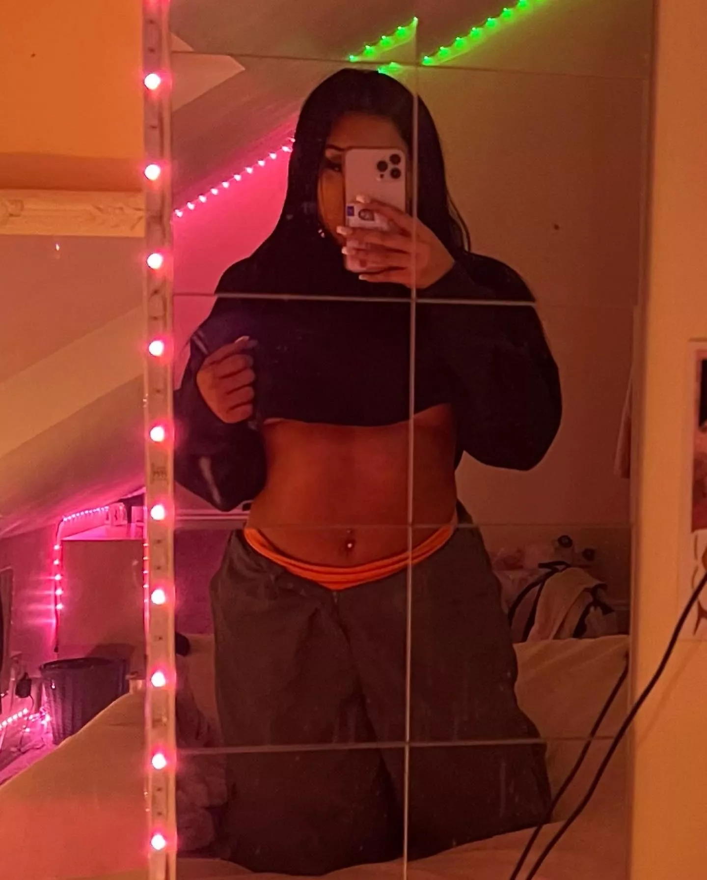 Can I be your favourite? posted by MONEYJAY