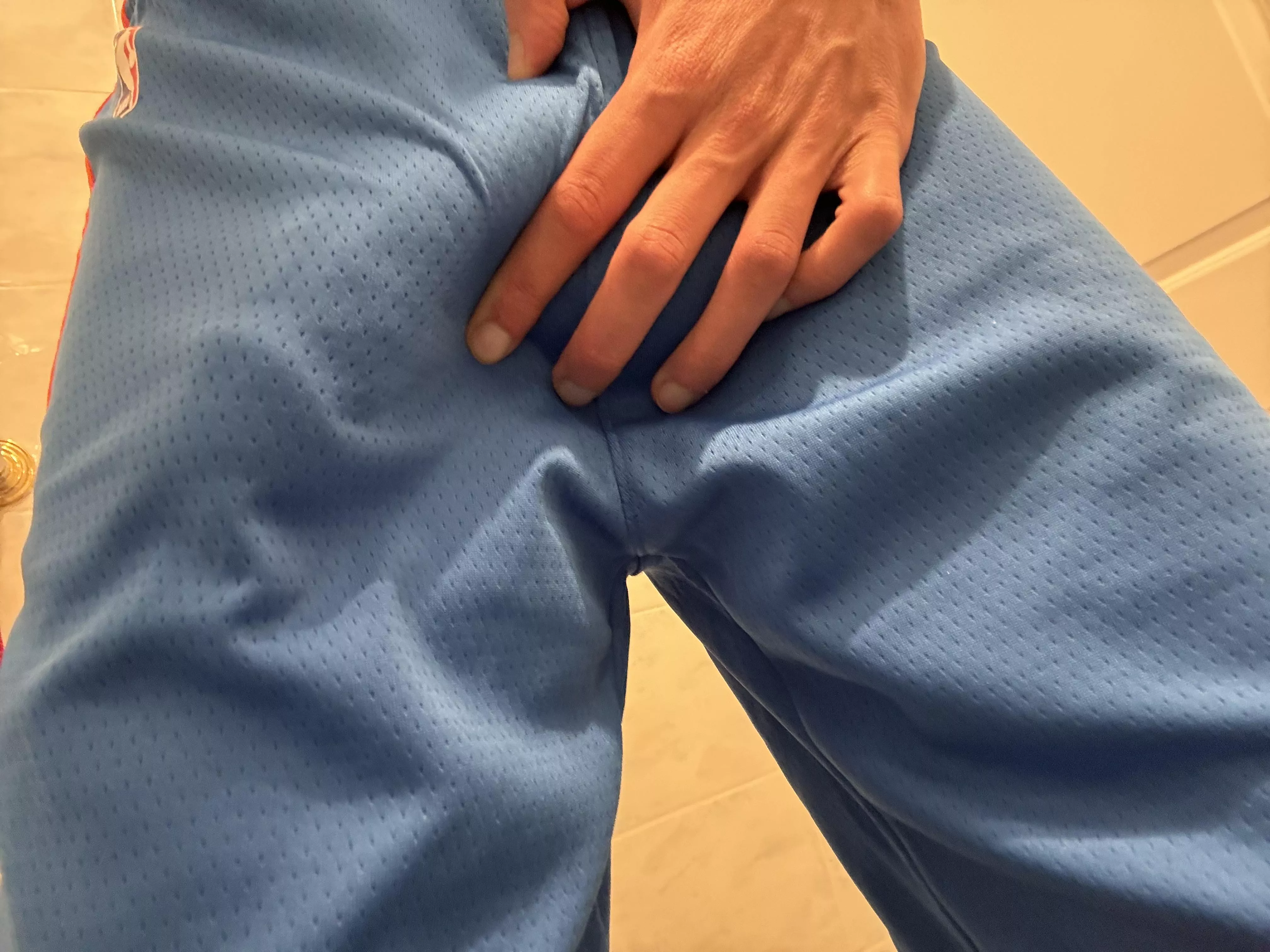 Dm open :) posted by havssgag