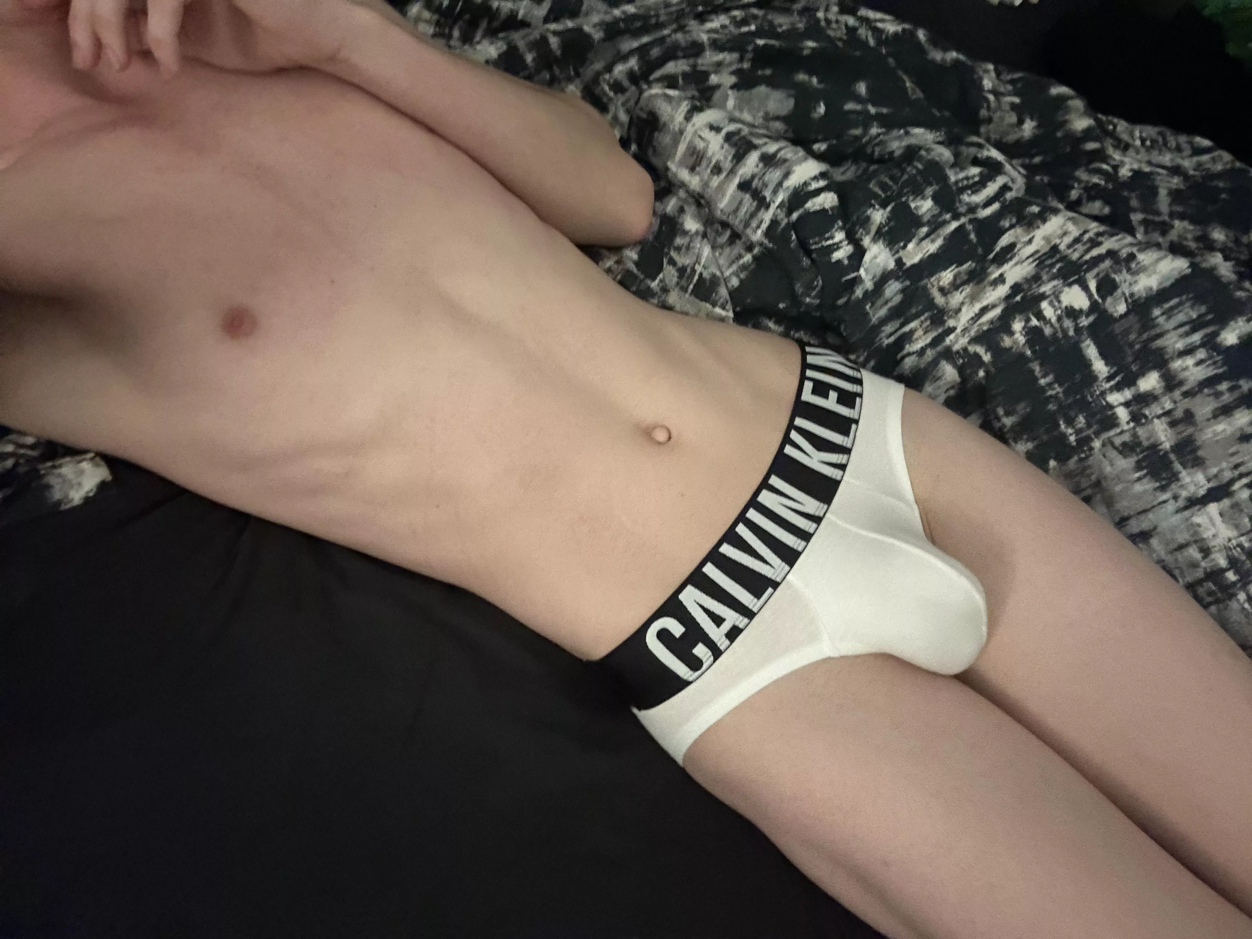 do you think its too small? ;-; posted by somethingdutchig