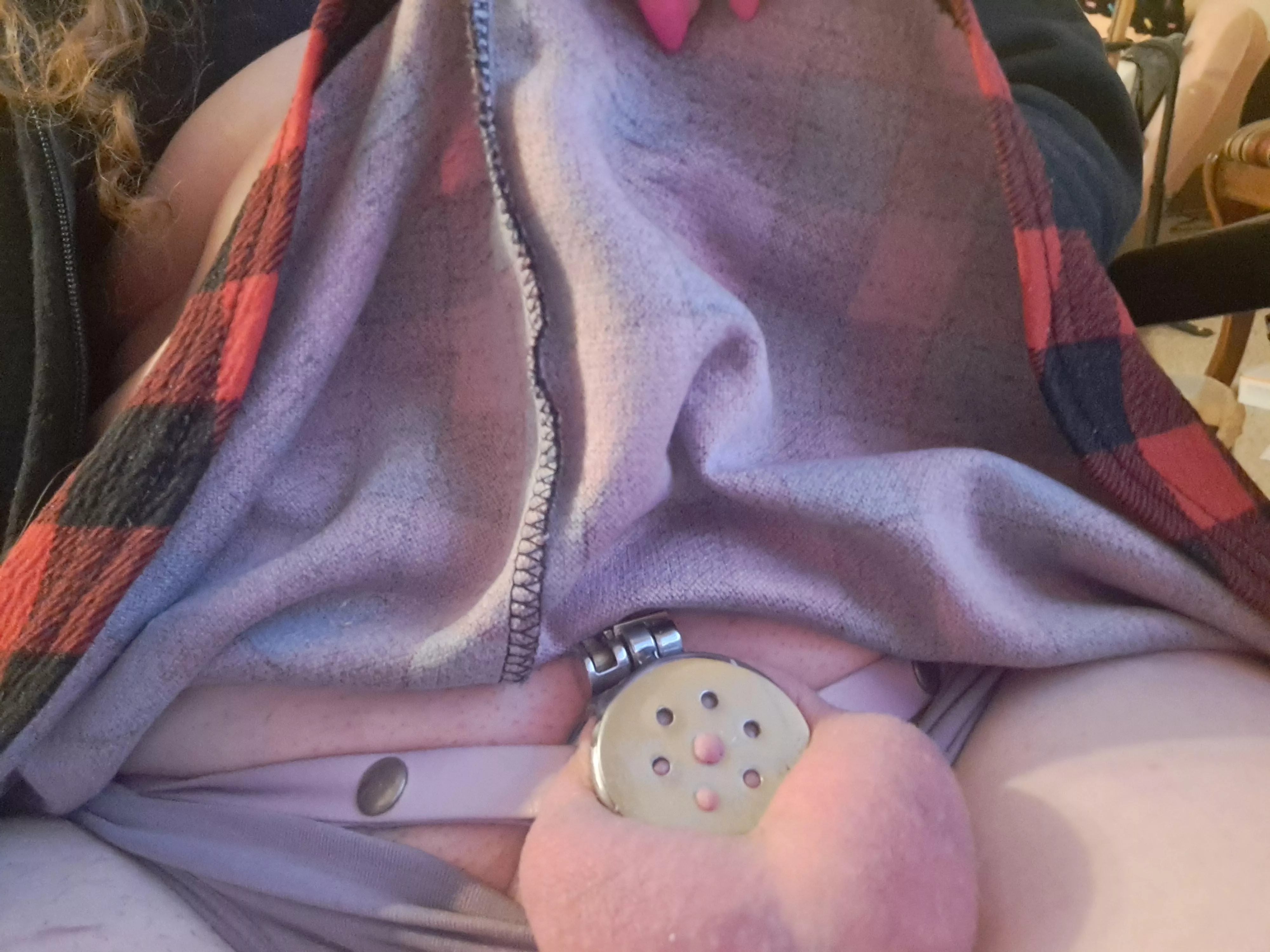 Do you want a peek up my skirt? posted by ada-stardust