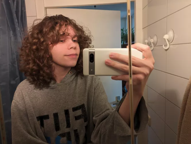 Felt cute  by Grassprietje02