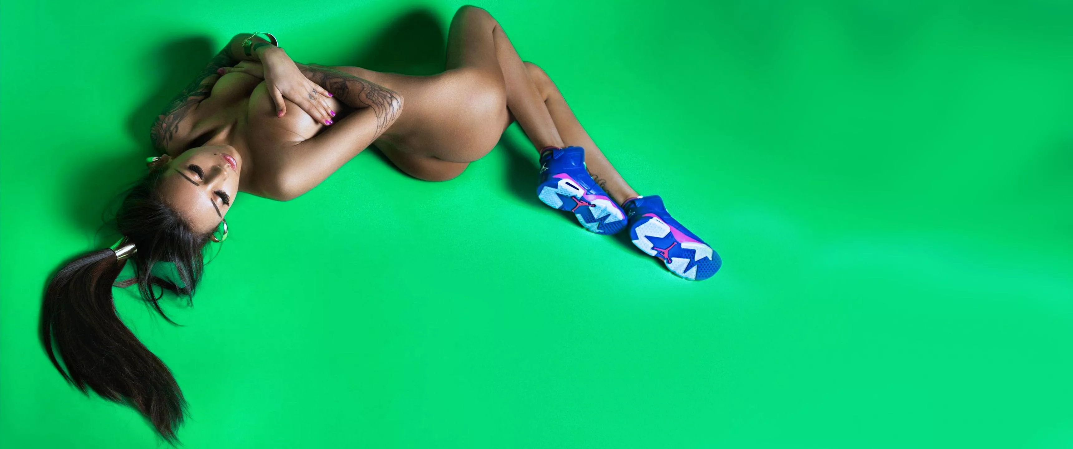 green screen Diana Melison? [3440x1440] posted by cheezwhizcannonball