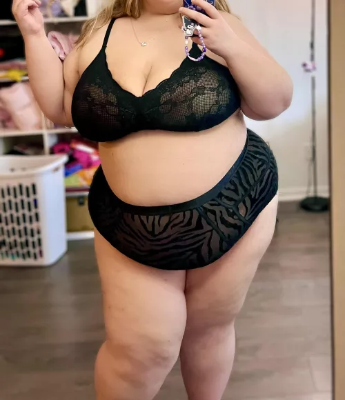 handle with care 📦😉 by angelmackiee