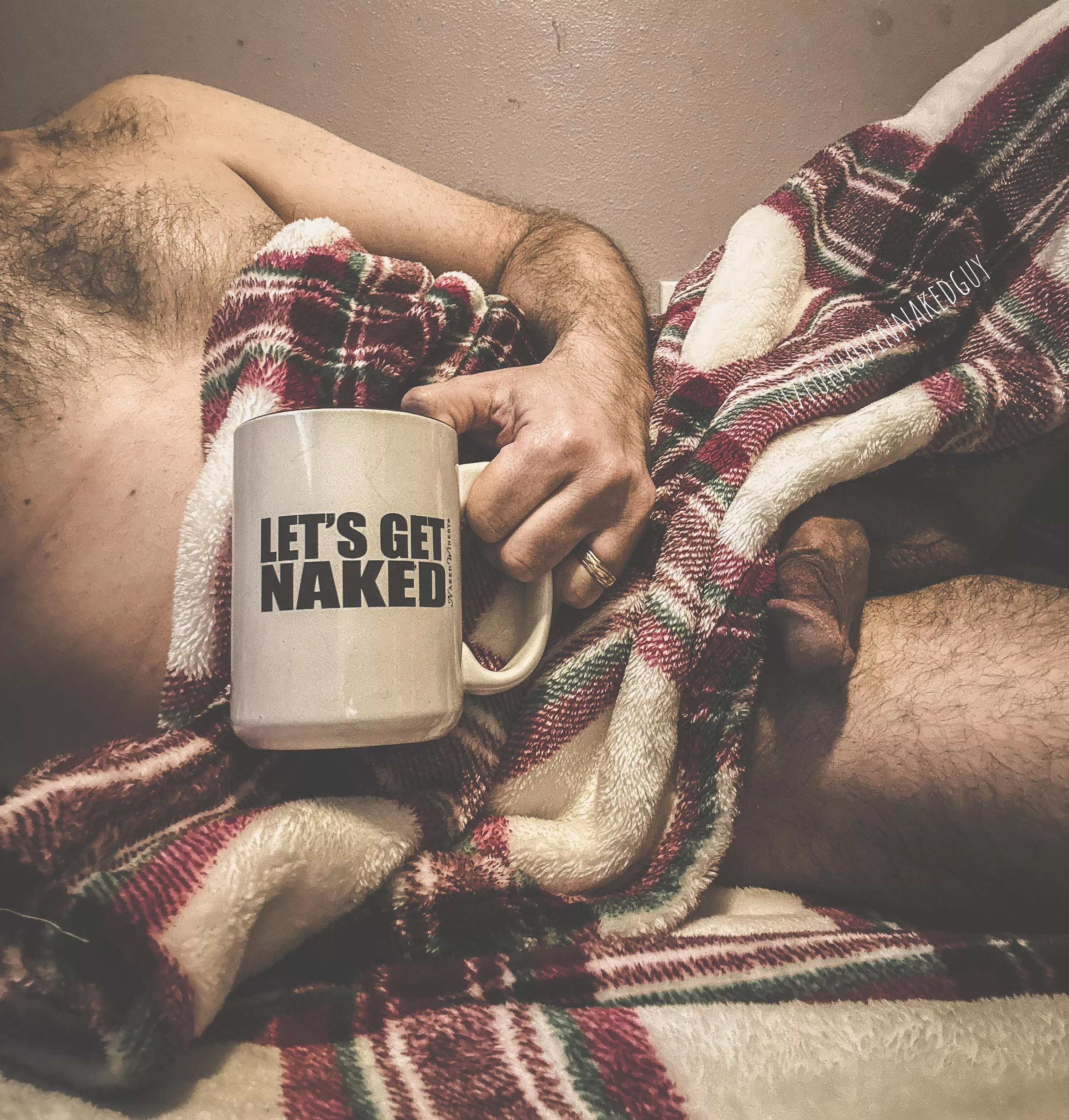 Happy Sunday! (50M) posted by FunLovinNakedGuy