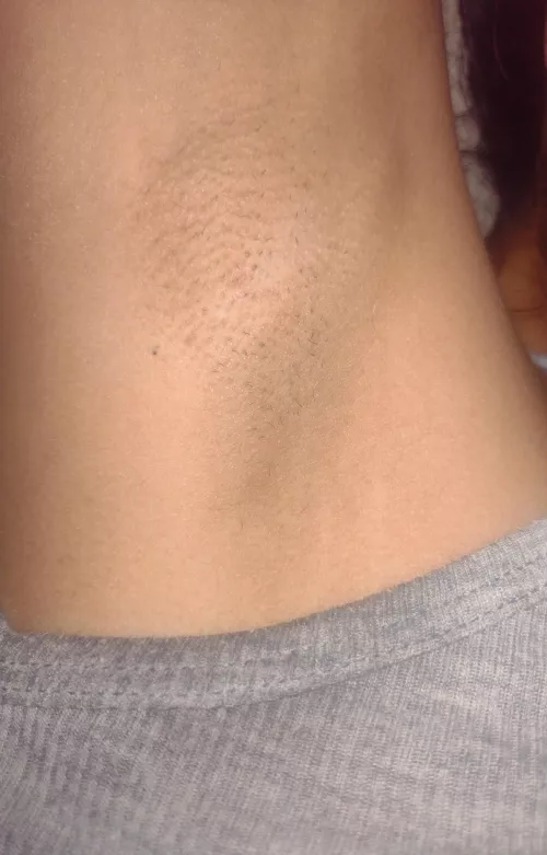 Hmm smelly  by peachybbe1