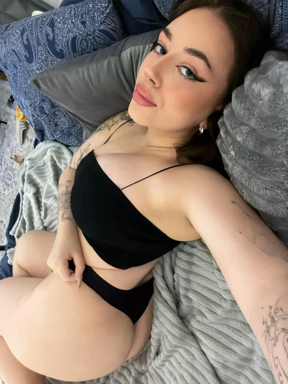 Hope your day is awesome ☀️ 🤎 posted by Darcie_QA