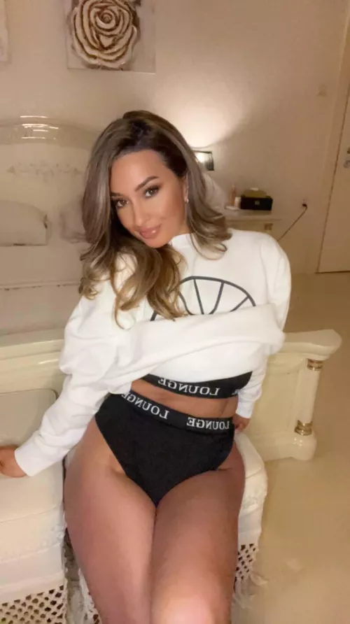 I felt great here, even if it wasn't exactly classy. by touchgently19