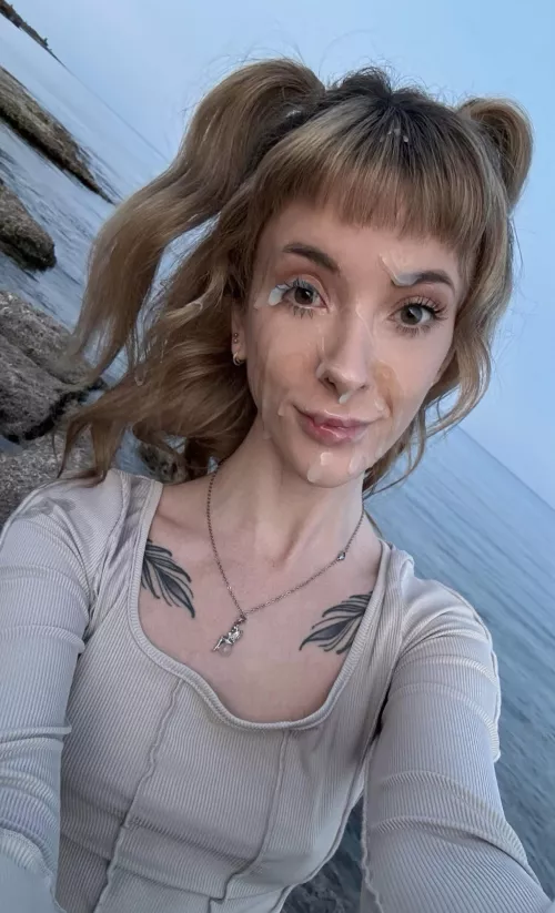 I got a HUGE facial on the beach by jadevowofficial