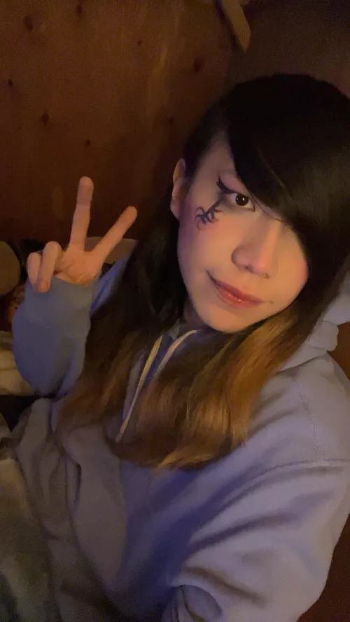 i hate making titles cuz i never know what to write 😭 by Jarian5545