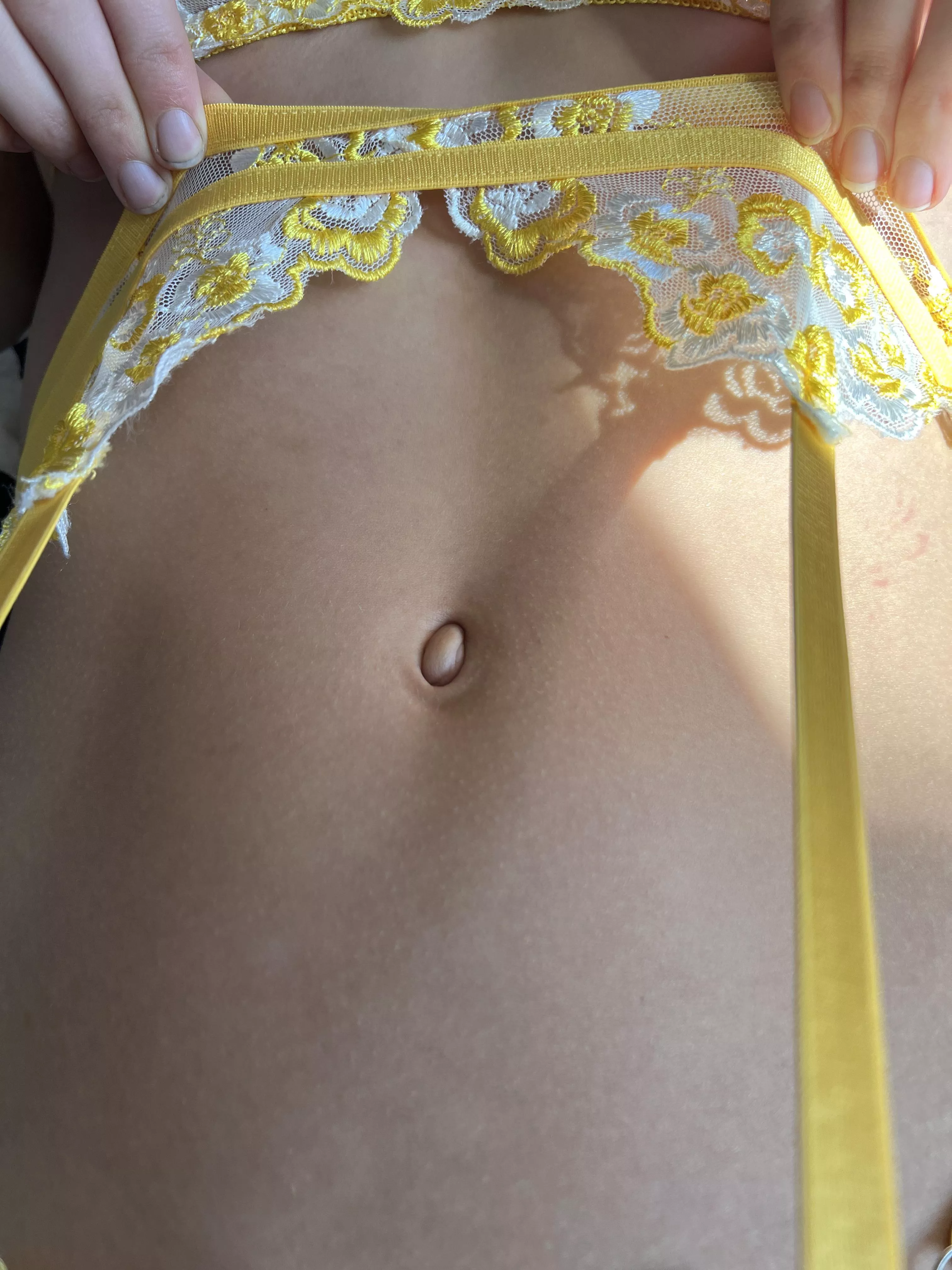 I need u to make this Sunday a Funday  posted by _ivannabelle