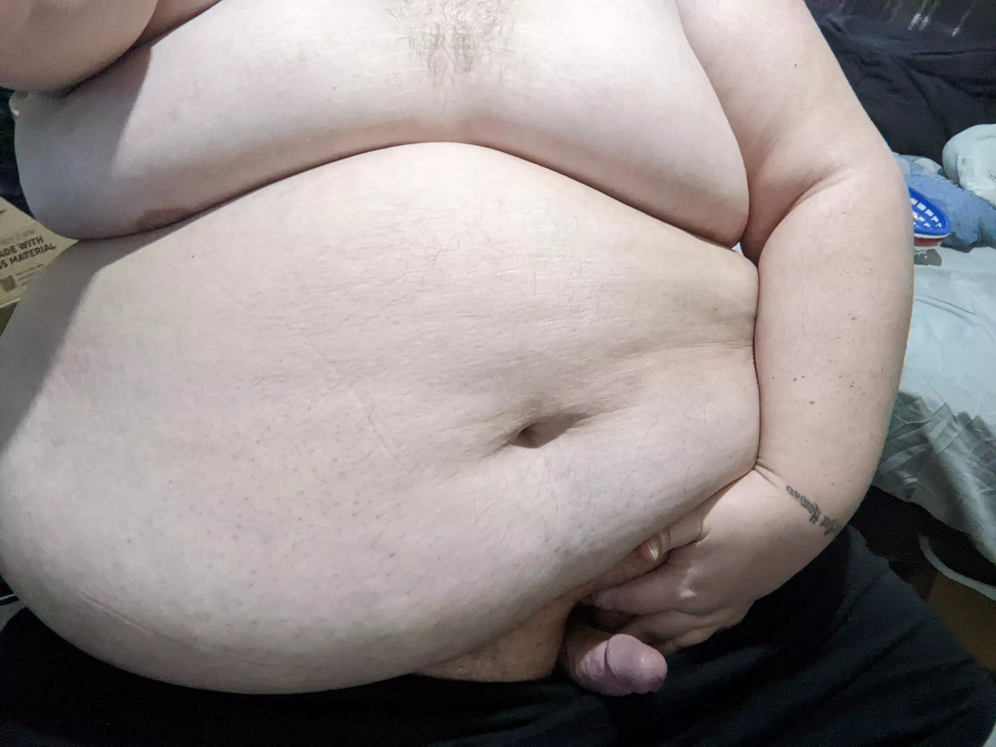 Incredibly horny tonight. Help? posted by ThisDoesntExist12