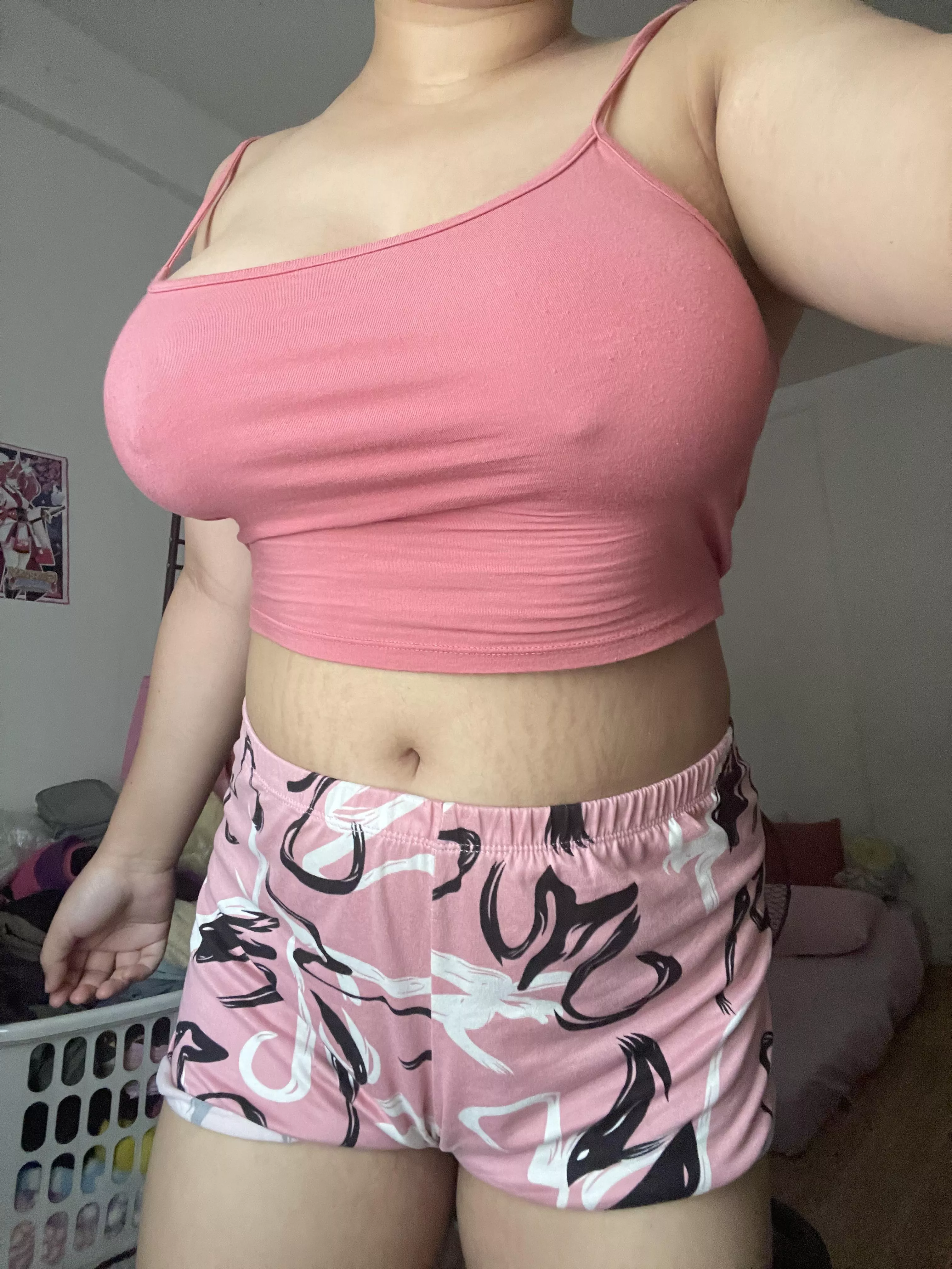 just hard nipples through my tank top 🌸 posted by ysabebii